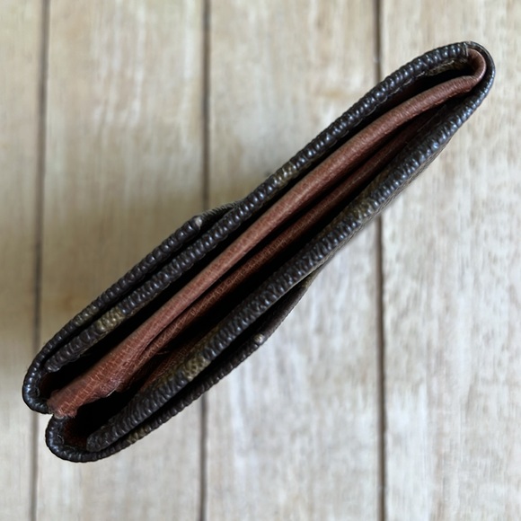 Louis Vuitton Authentic Monogram Vintage Tri-Fold Double Snap Wallet - Picture 4 of 12